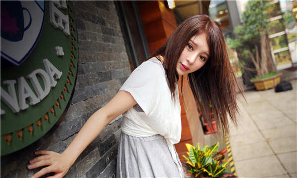 阿拉尔农场想找一个女性生孩子给报酬-｛找个女人生孩子多少钱｝
